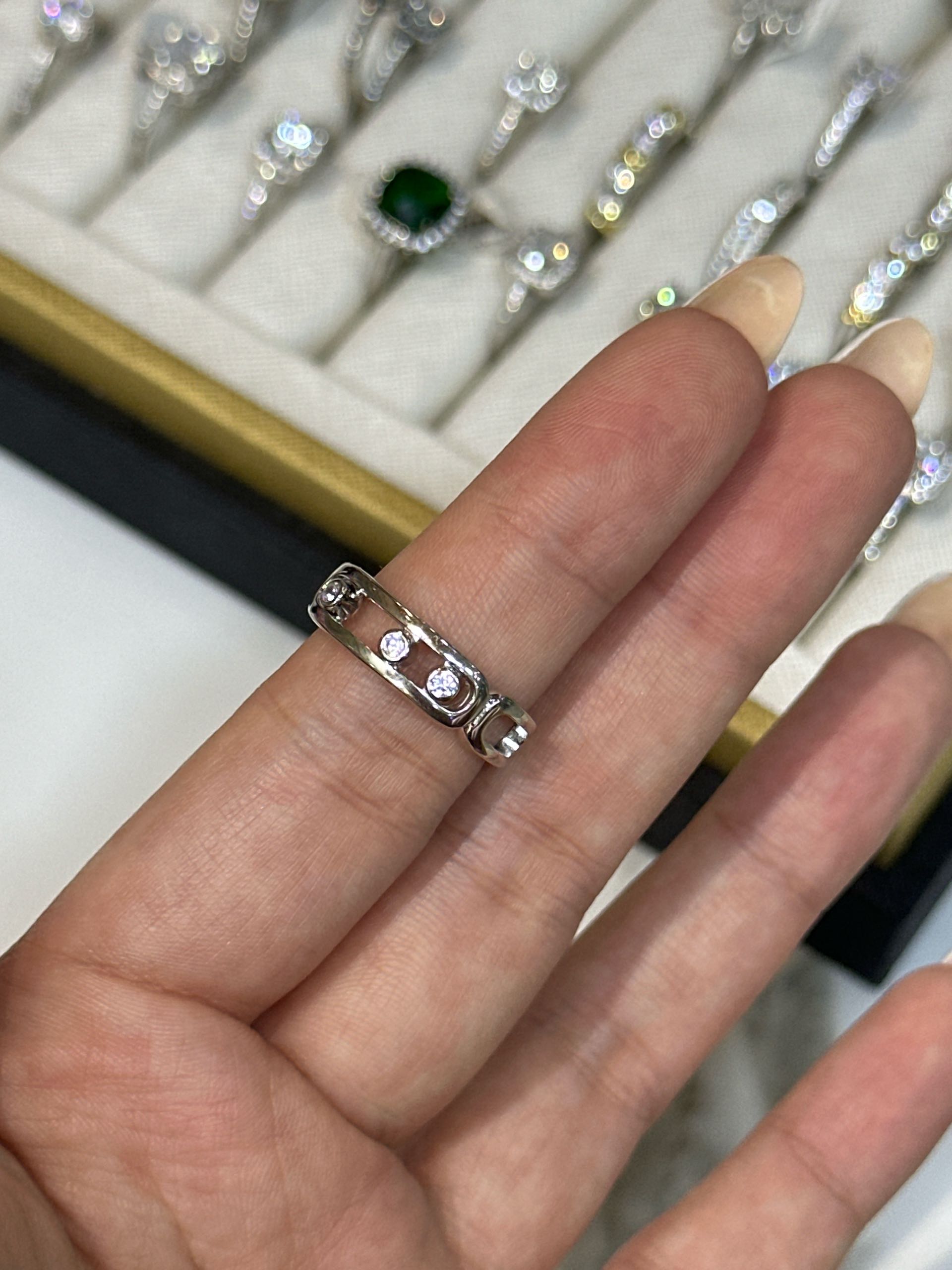 кольцо мессика р18