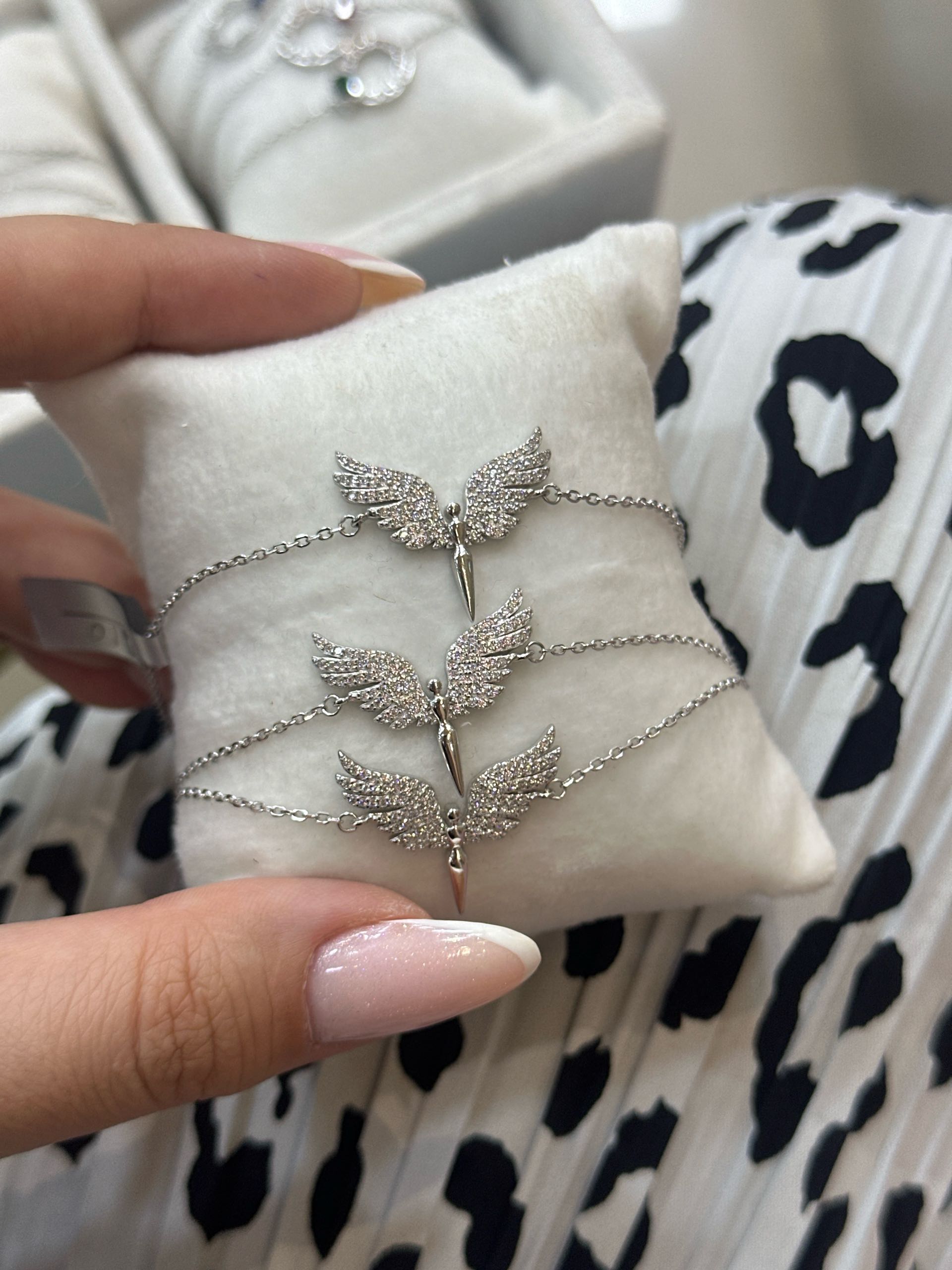 браслет ангел