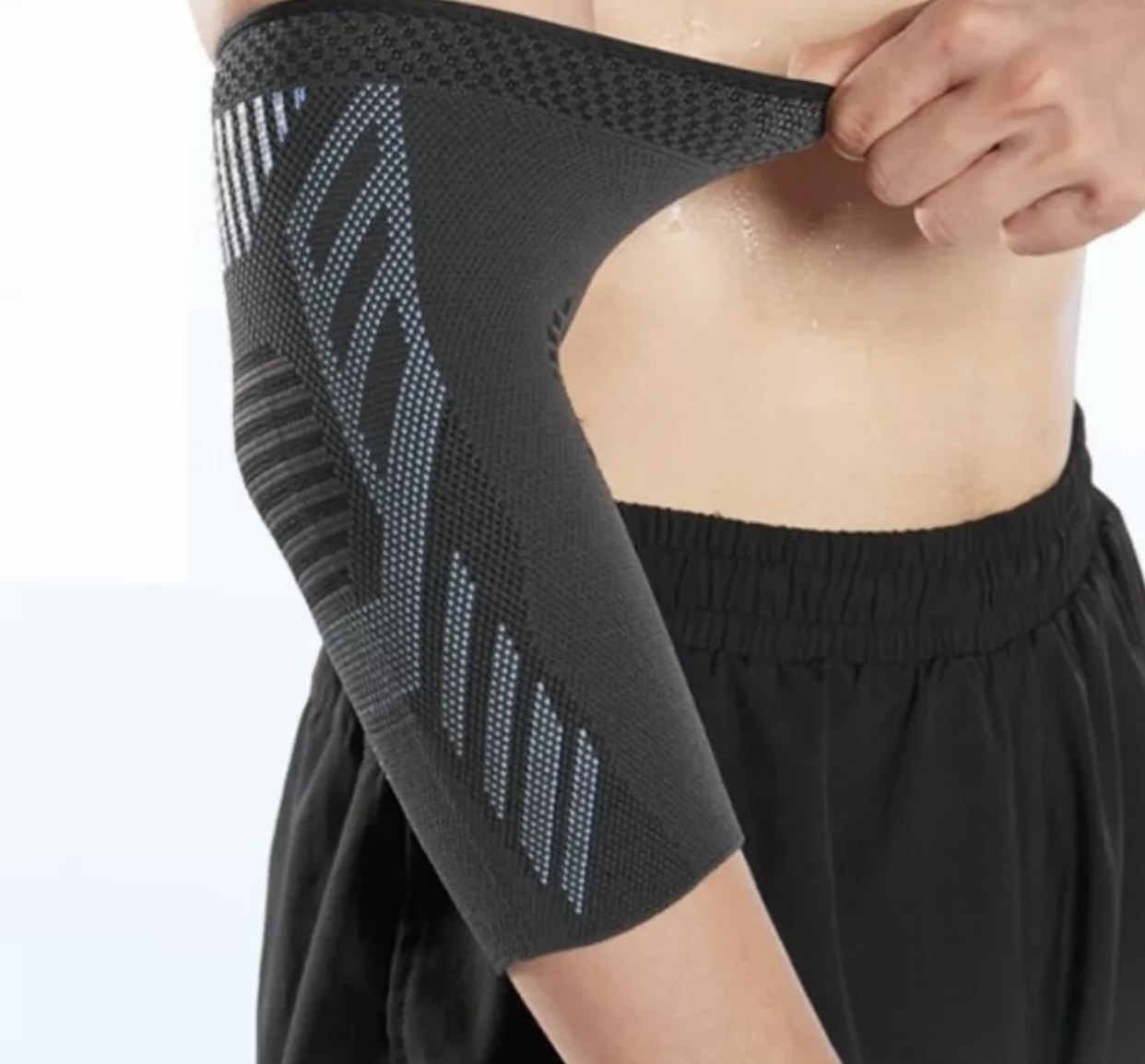 Налокотники спортивные 