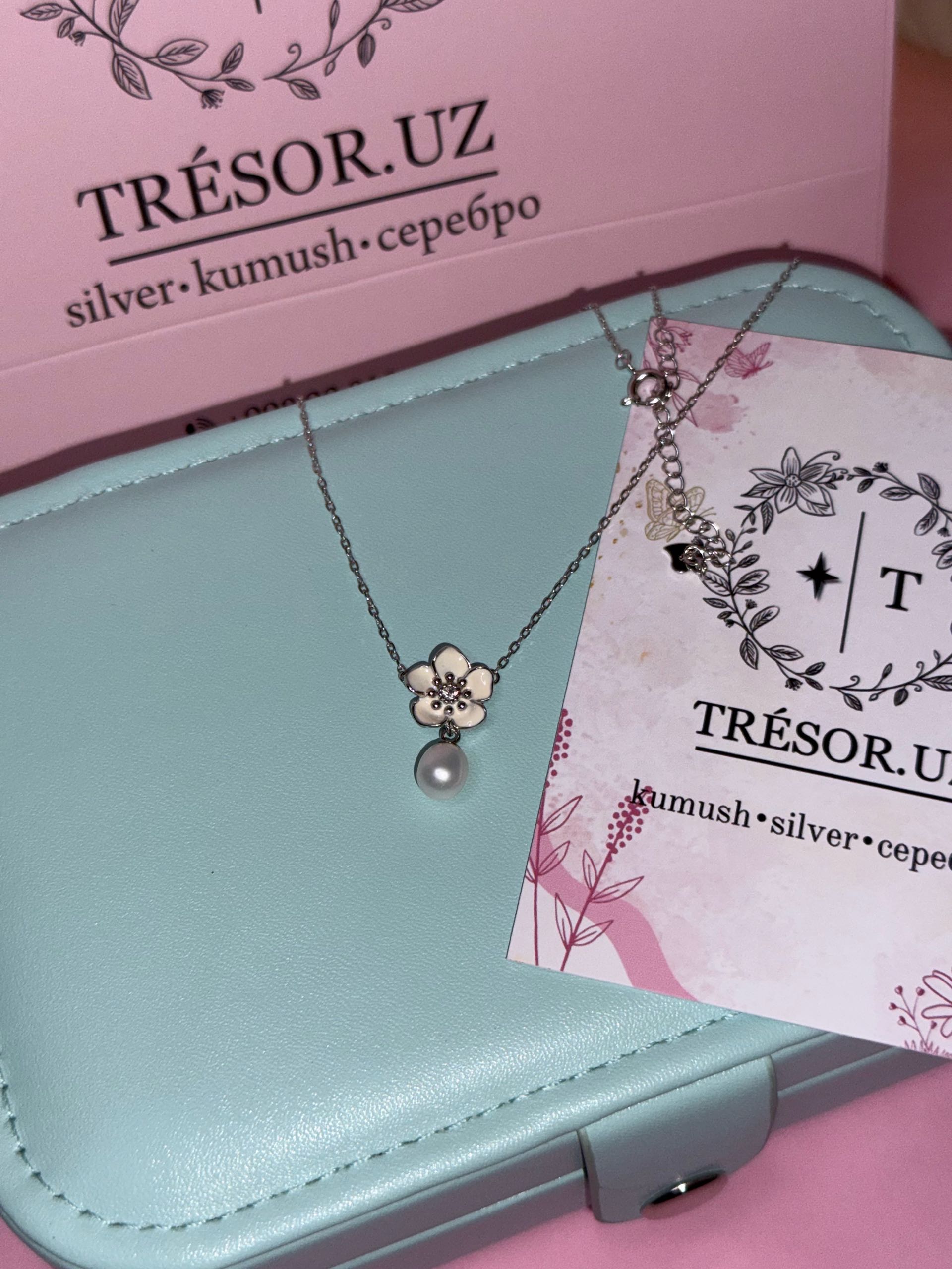 подвеска цветочек и натуральный жемчуг