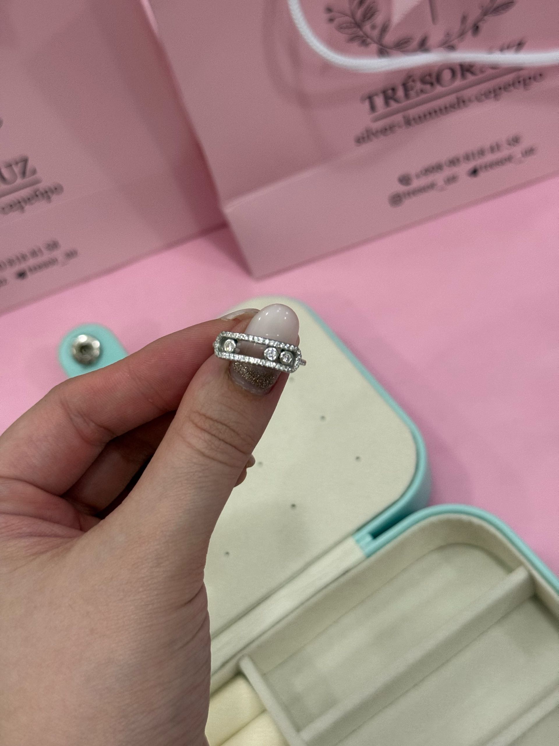 кольцо мессика подвижные камни / 17