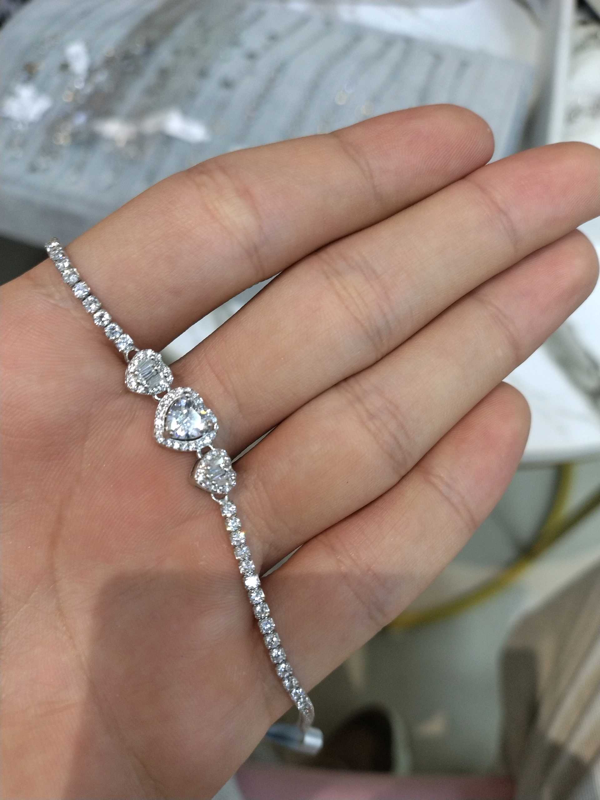 Браслет сердечко