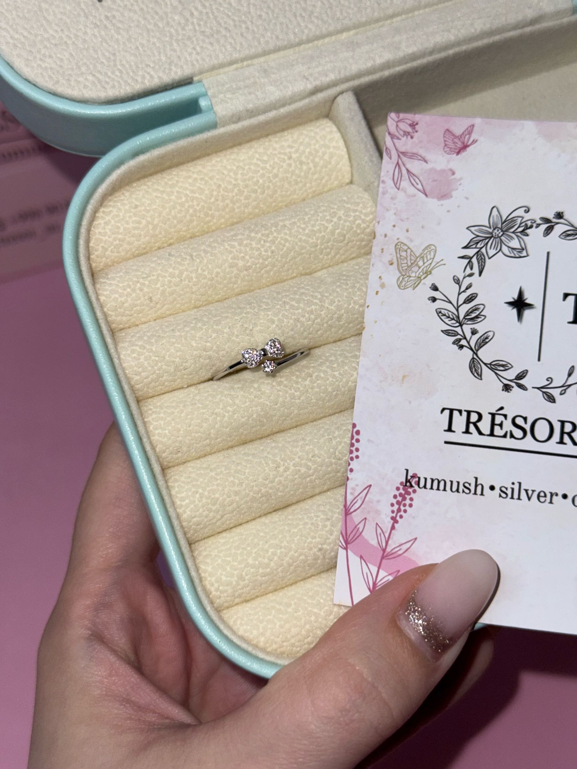 кольцо бантик рег