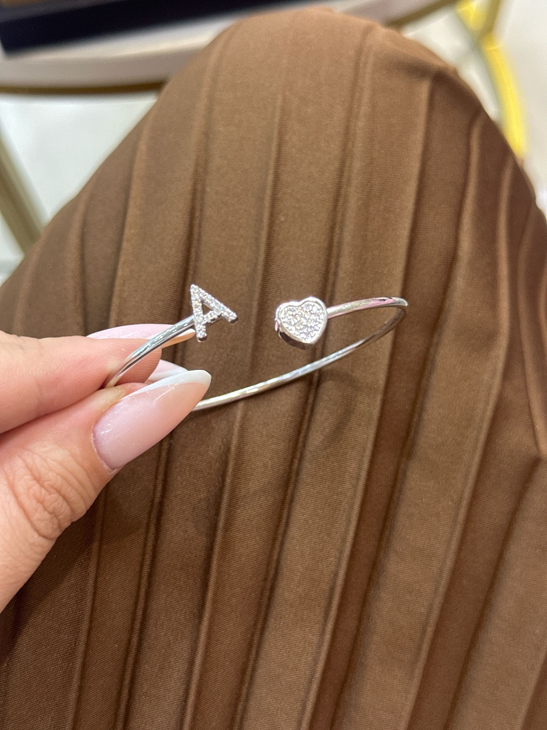 браслет жесткий буква А ❤️