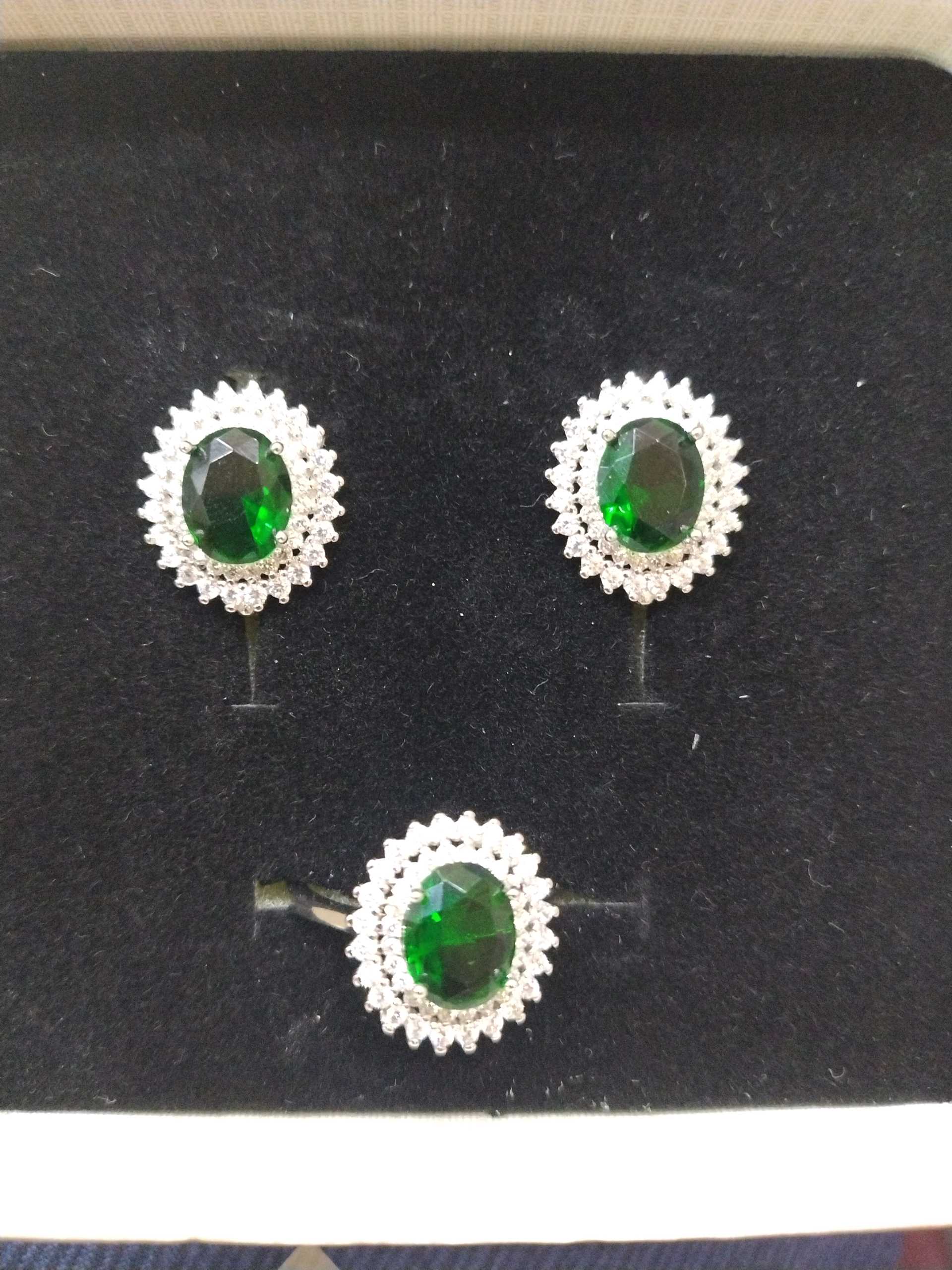 Комплект изумрудный р19-18