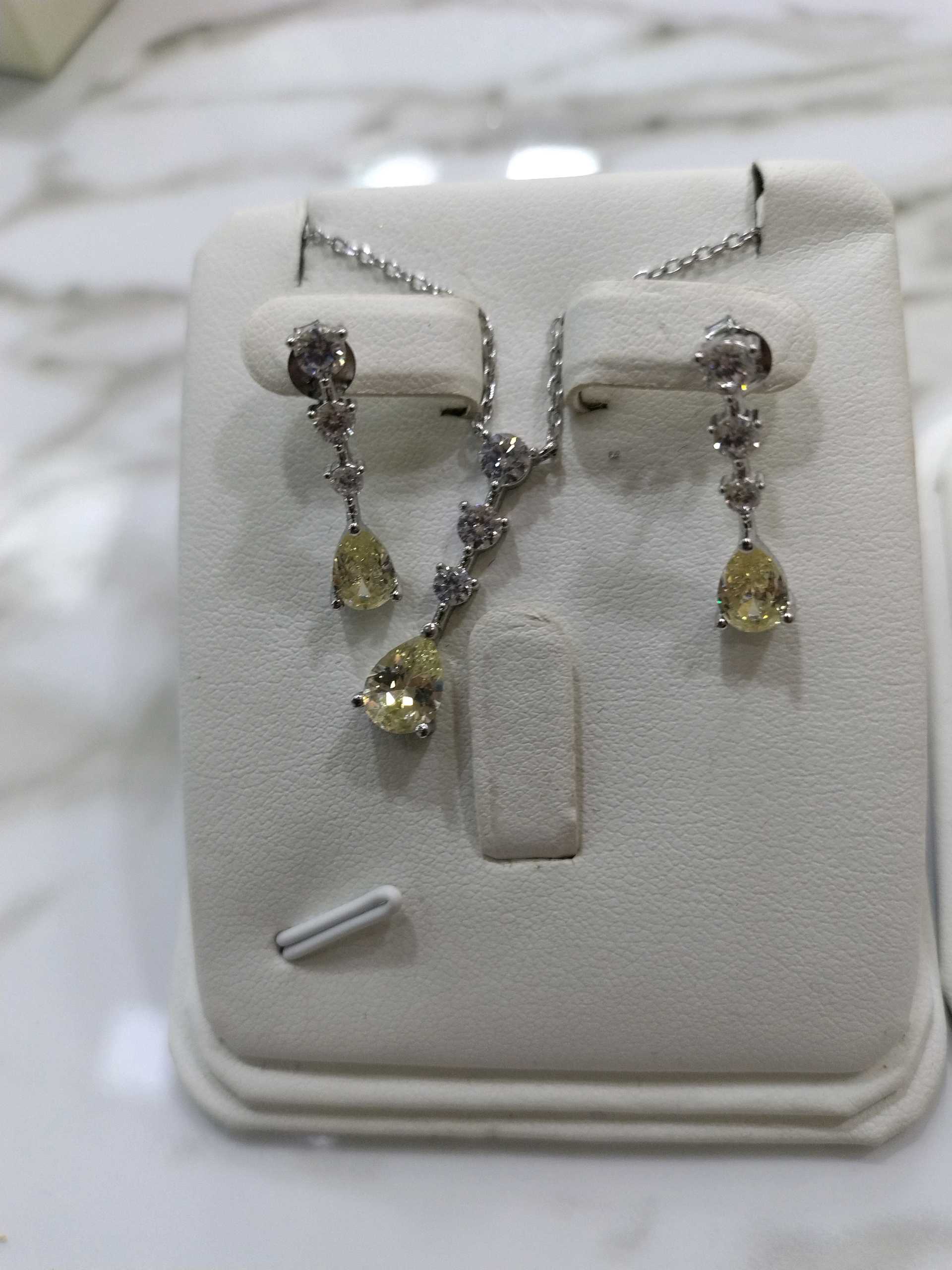 Комплект жёлтый