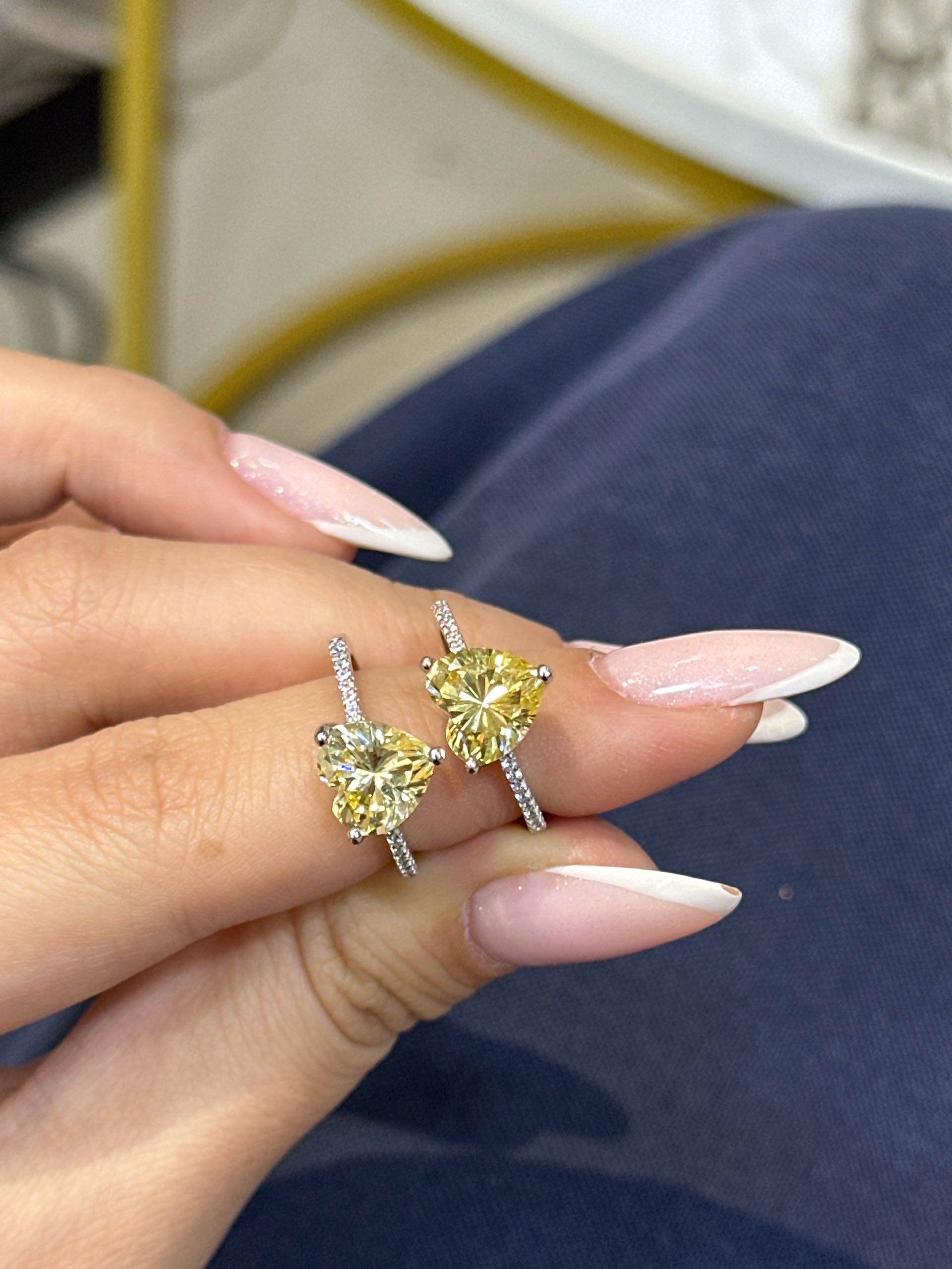 кольцо желтое 16.5