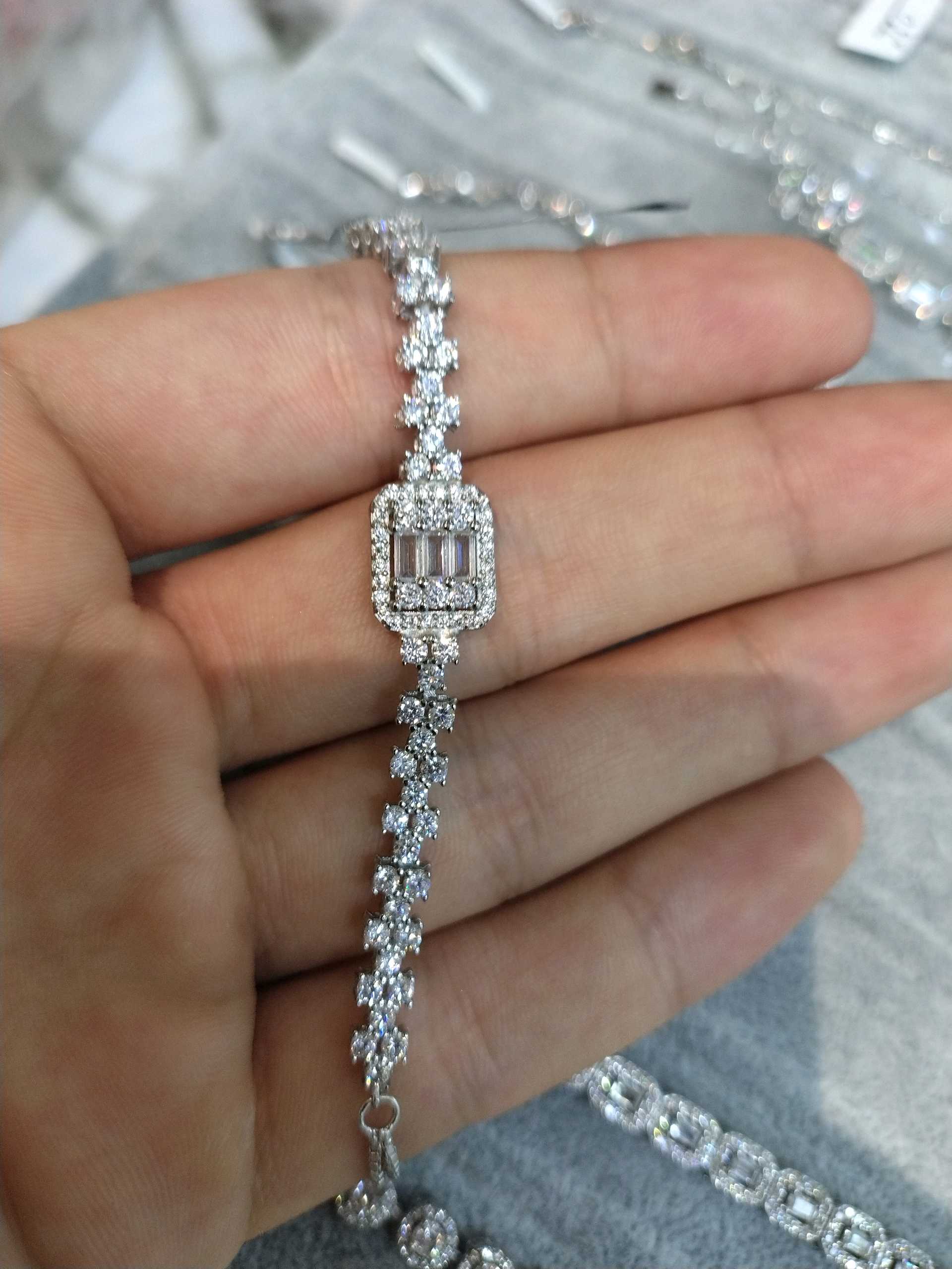 Браслет под брилиант