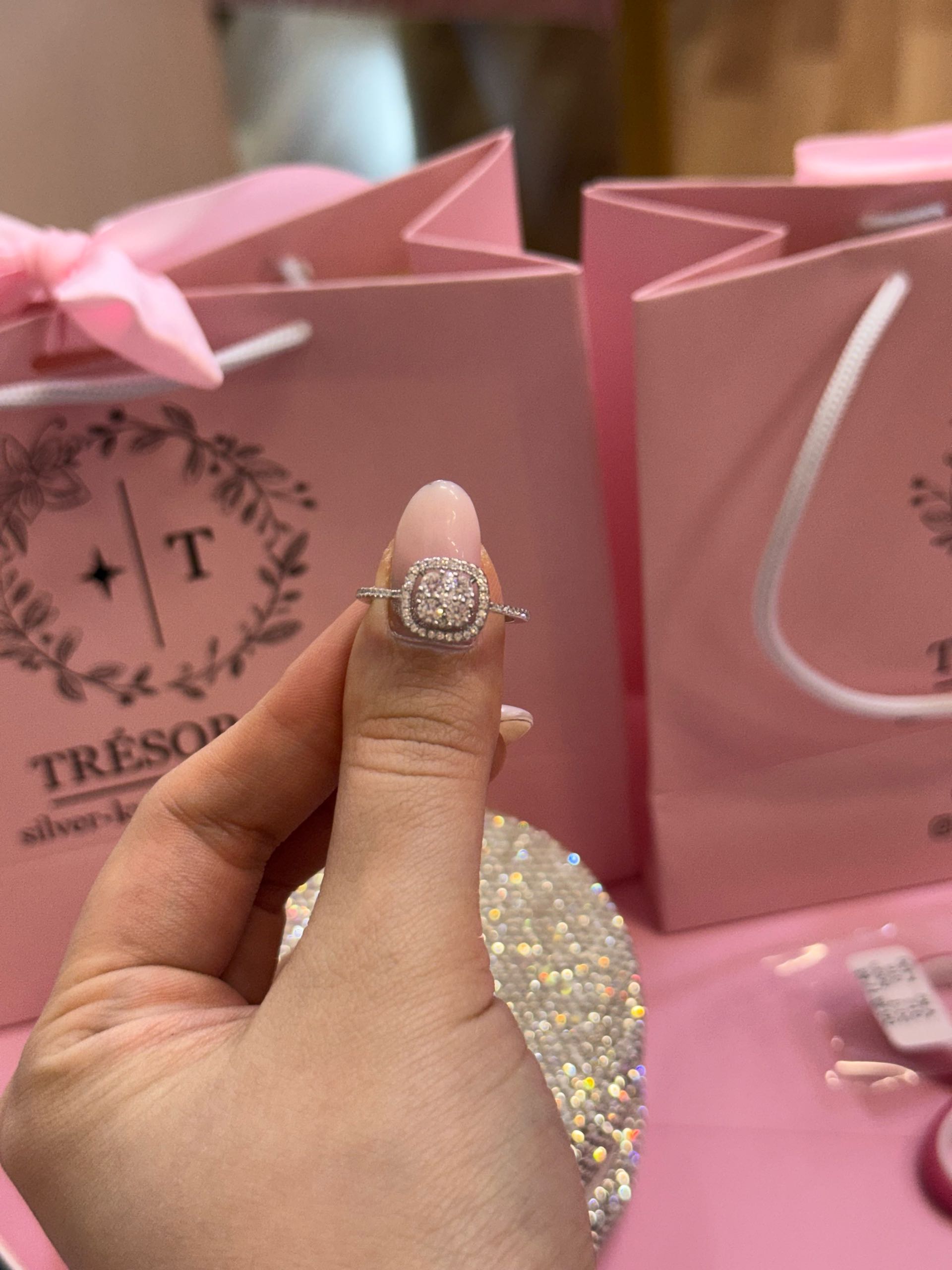 кольцо к493 р18