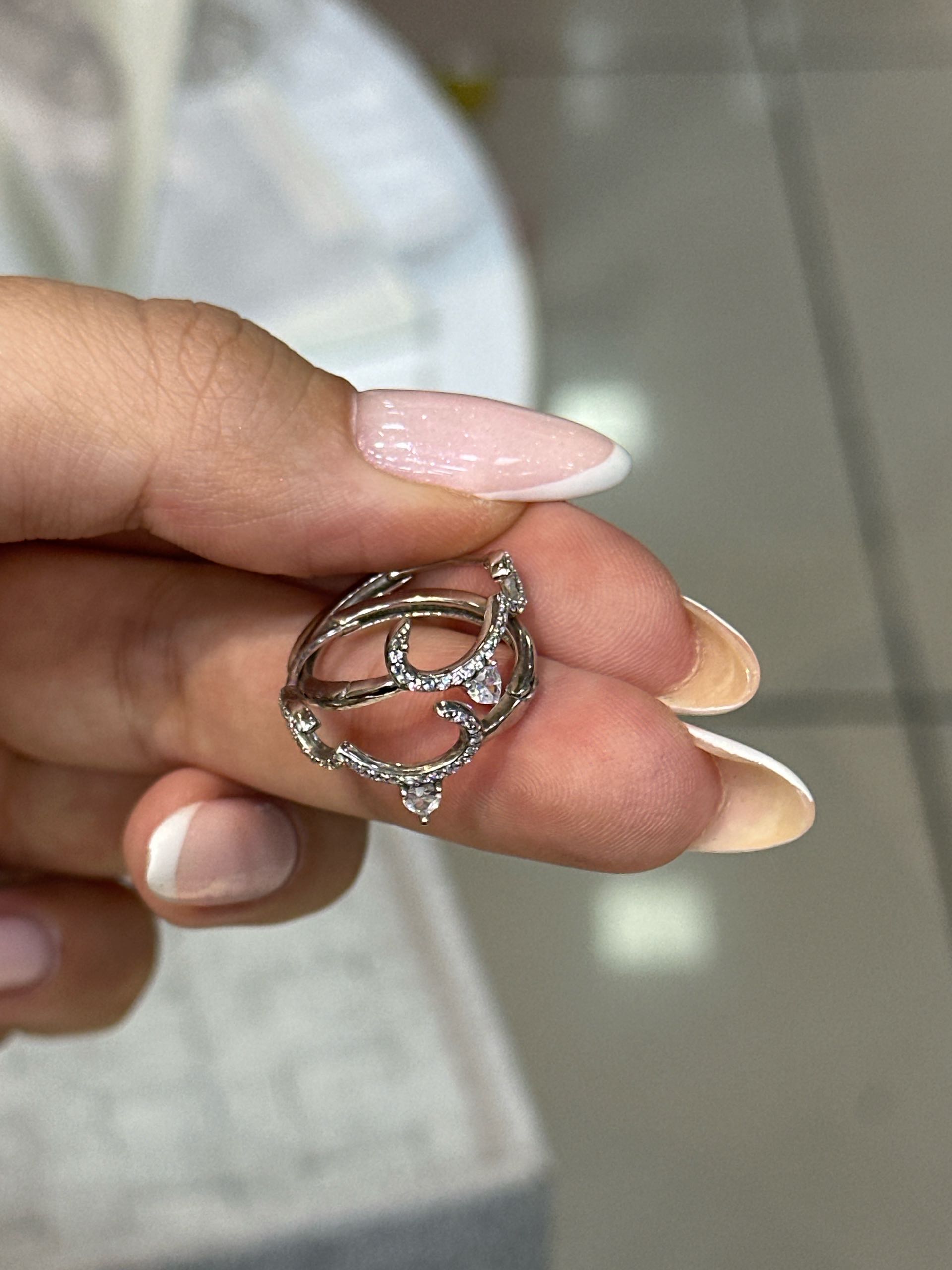 зире любовь