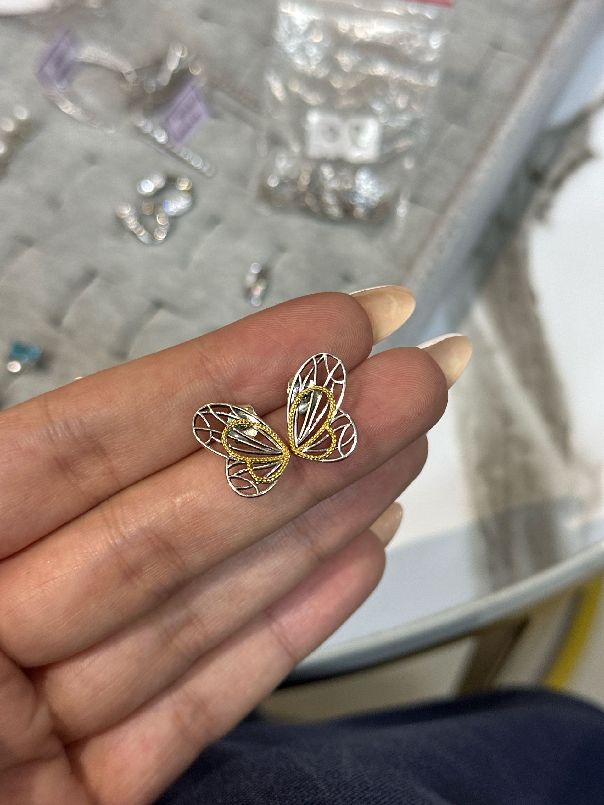 Зире гвзд Пандора