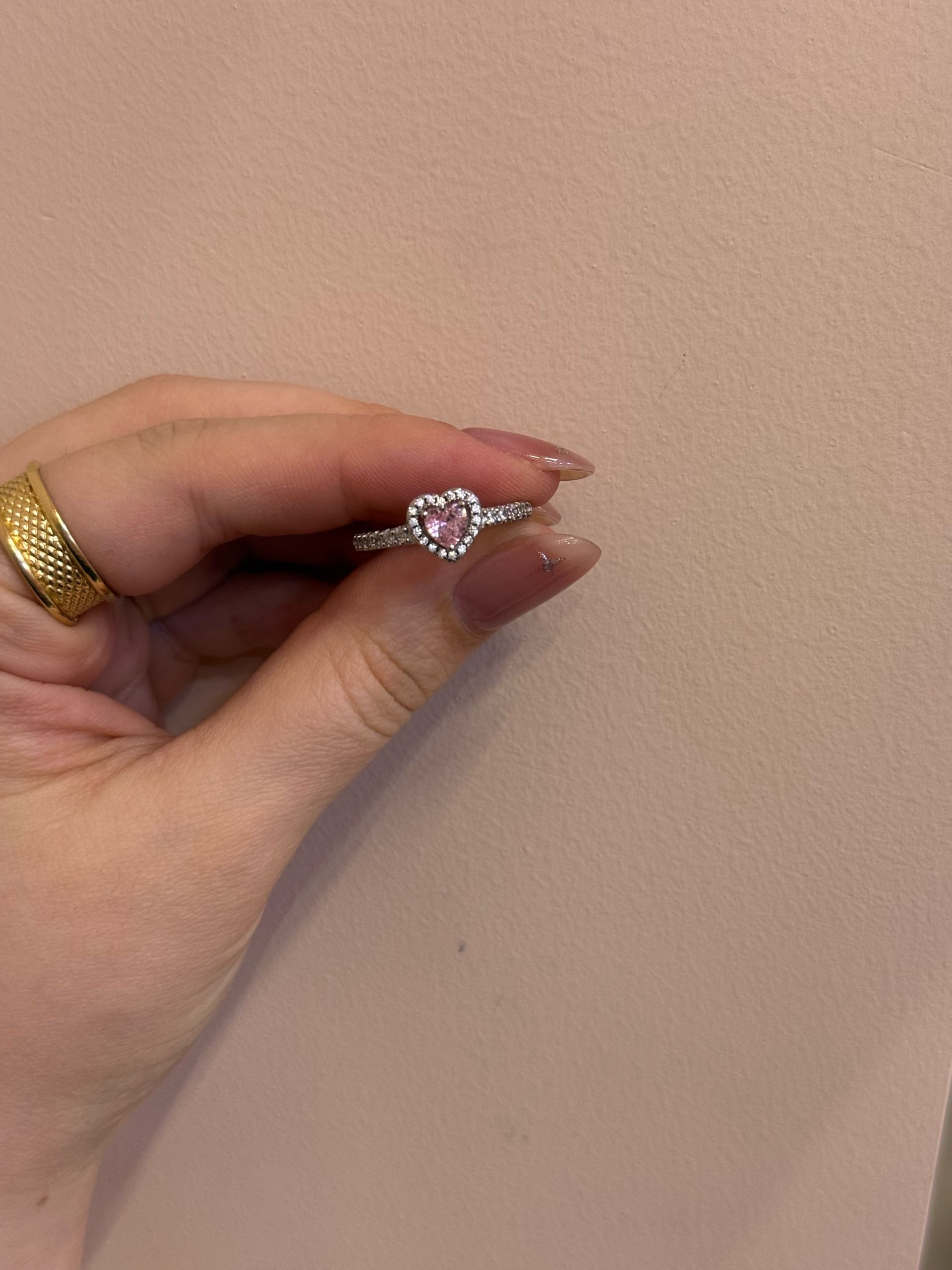 кольцо к527 сердечко розовое