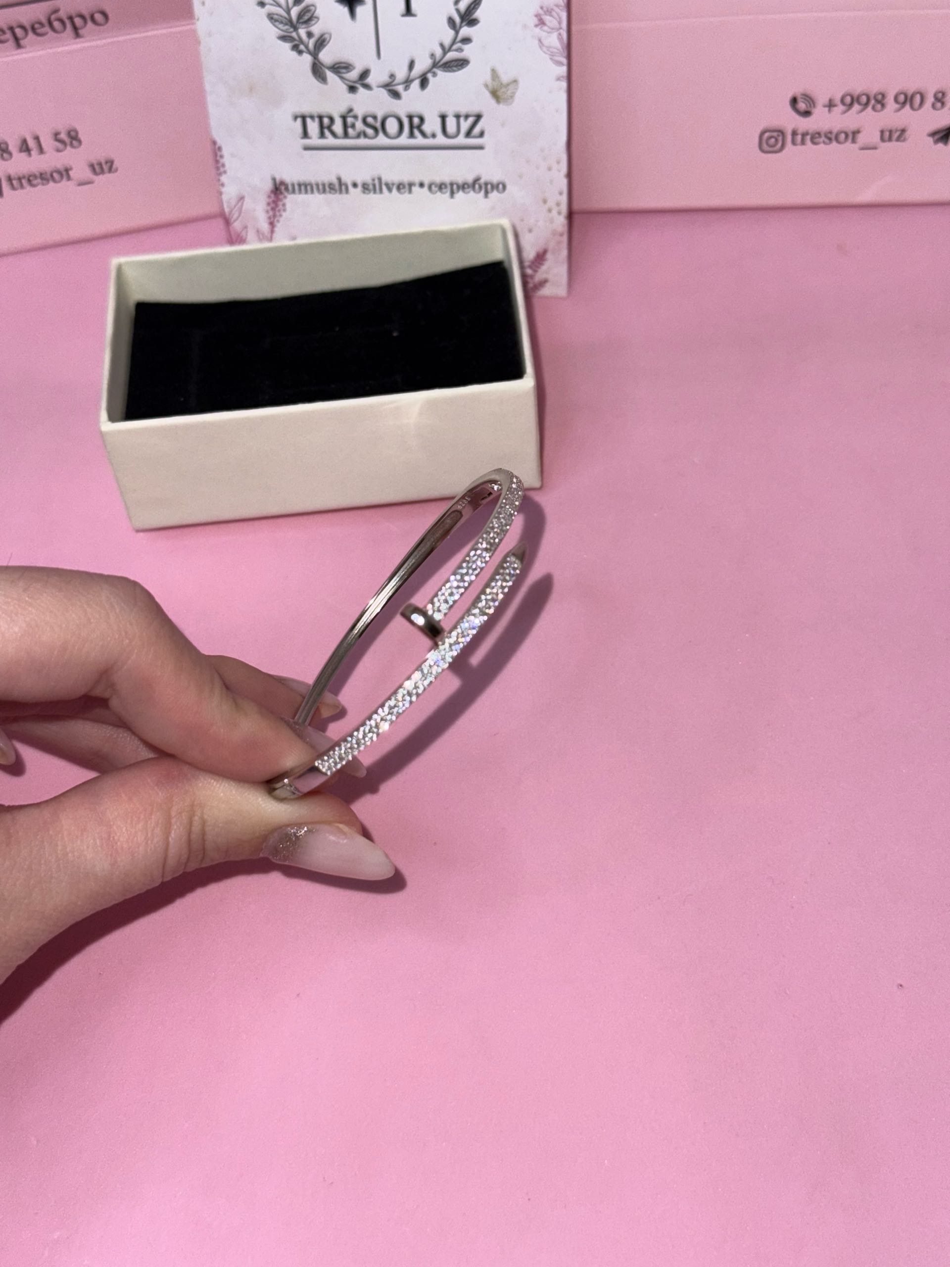 браслет cartier гвоздь с камушками