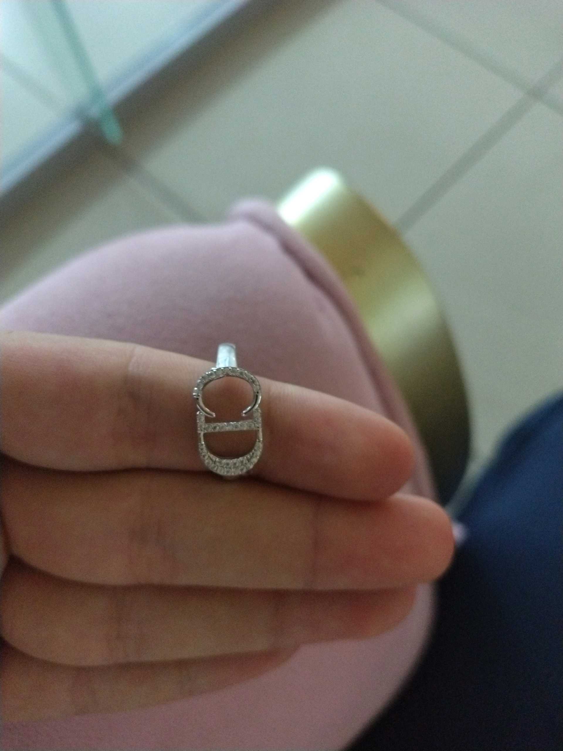 Кольцо Диор р19