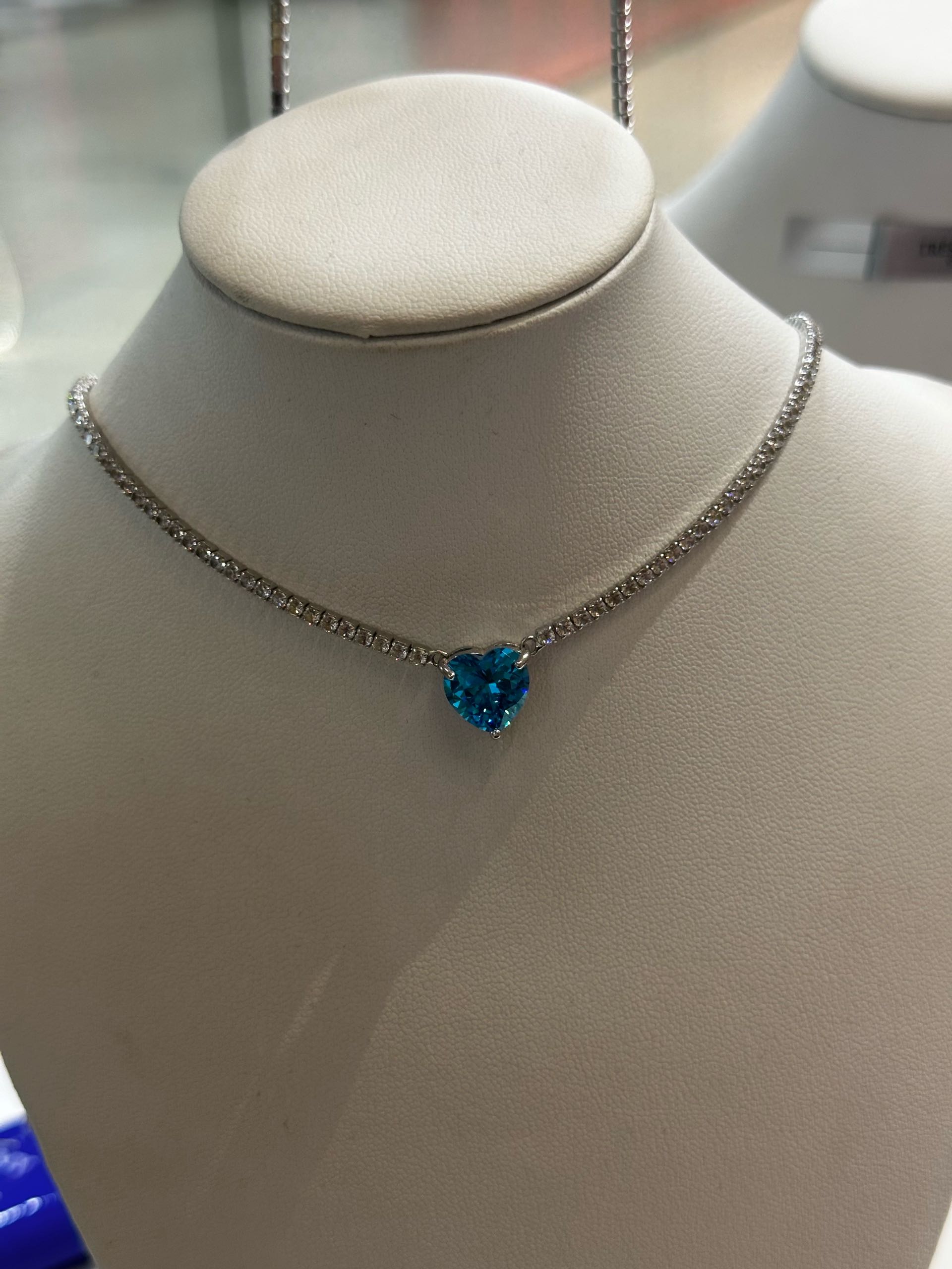 цеп колье голубой 680