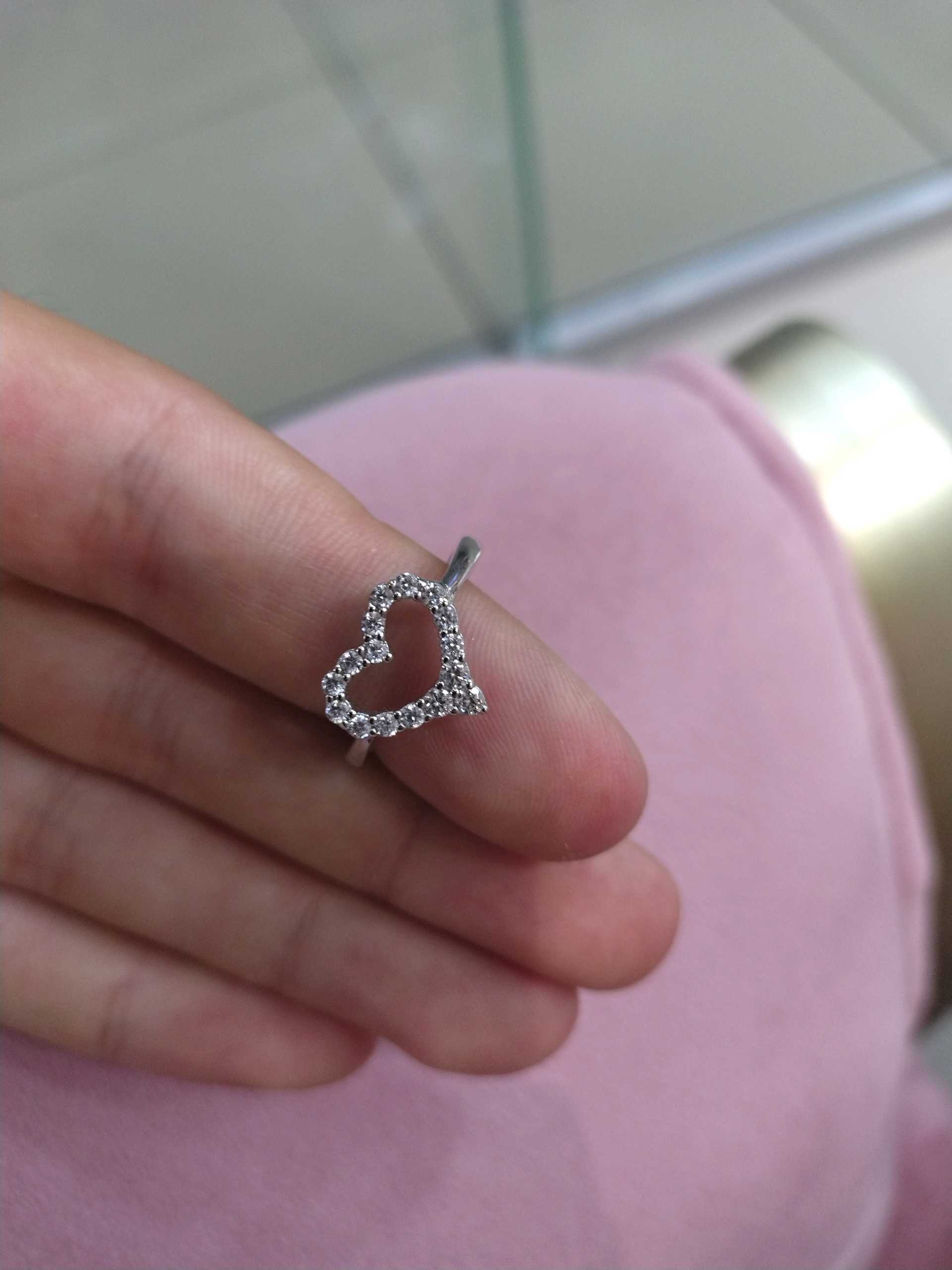 Кольцо сердечко р17.5