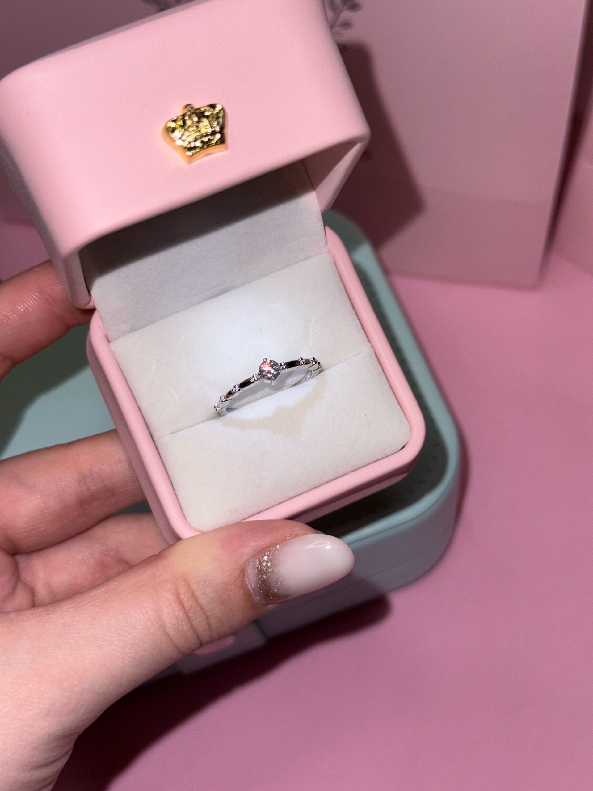 кольцо минимализм камушки / 17