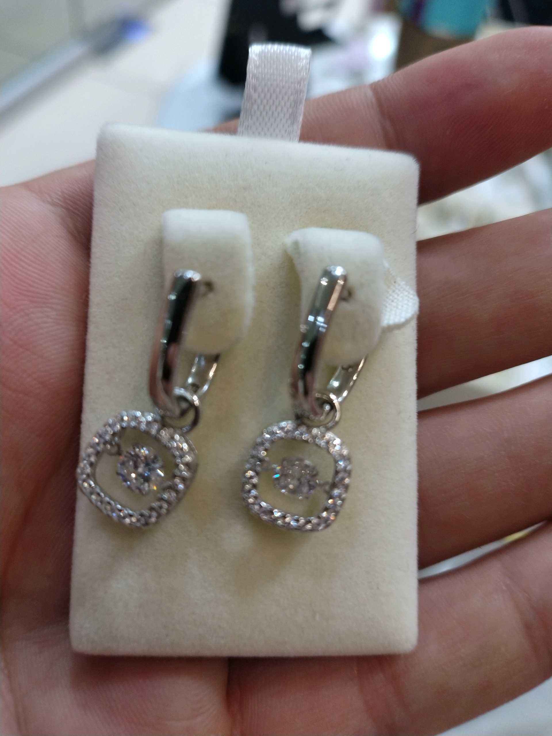 Зире под брилиант