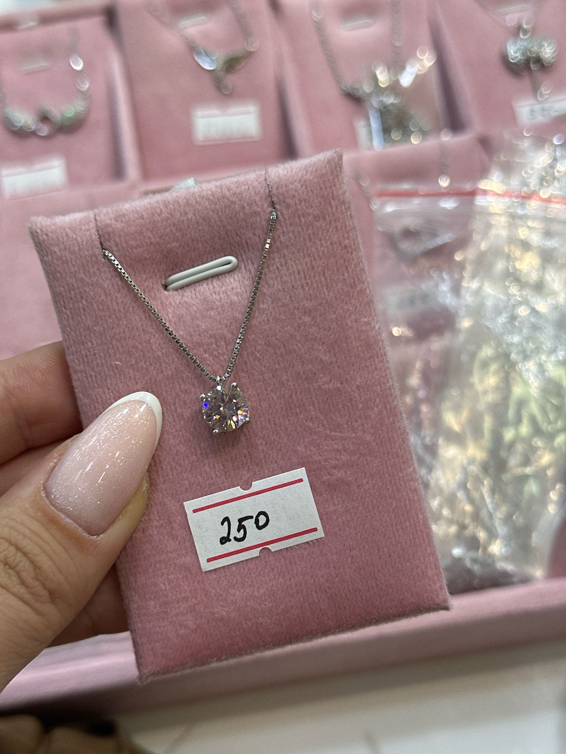 цепочка розовая