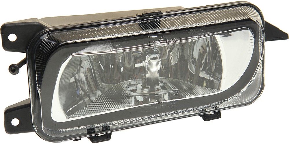 Фара противотуманная левая MP3 M630959