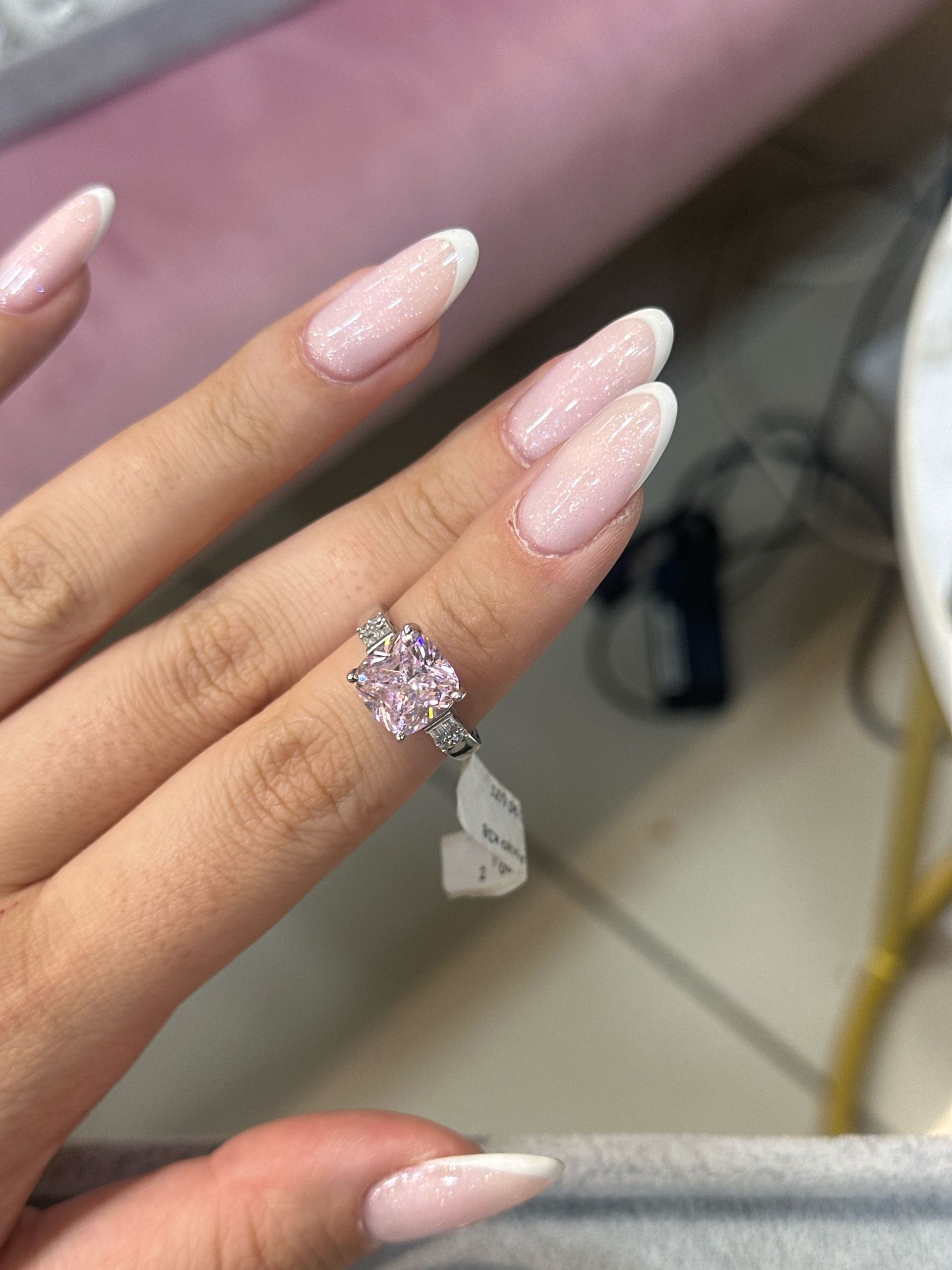 кольцо розовый р17