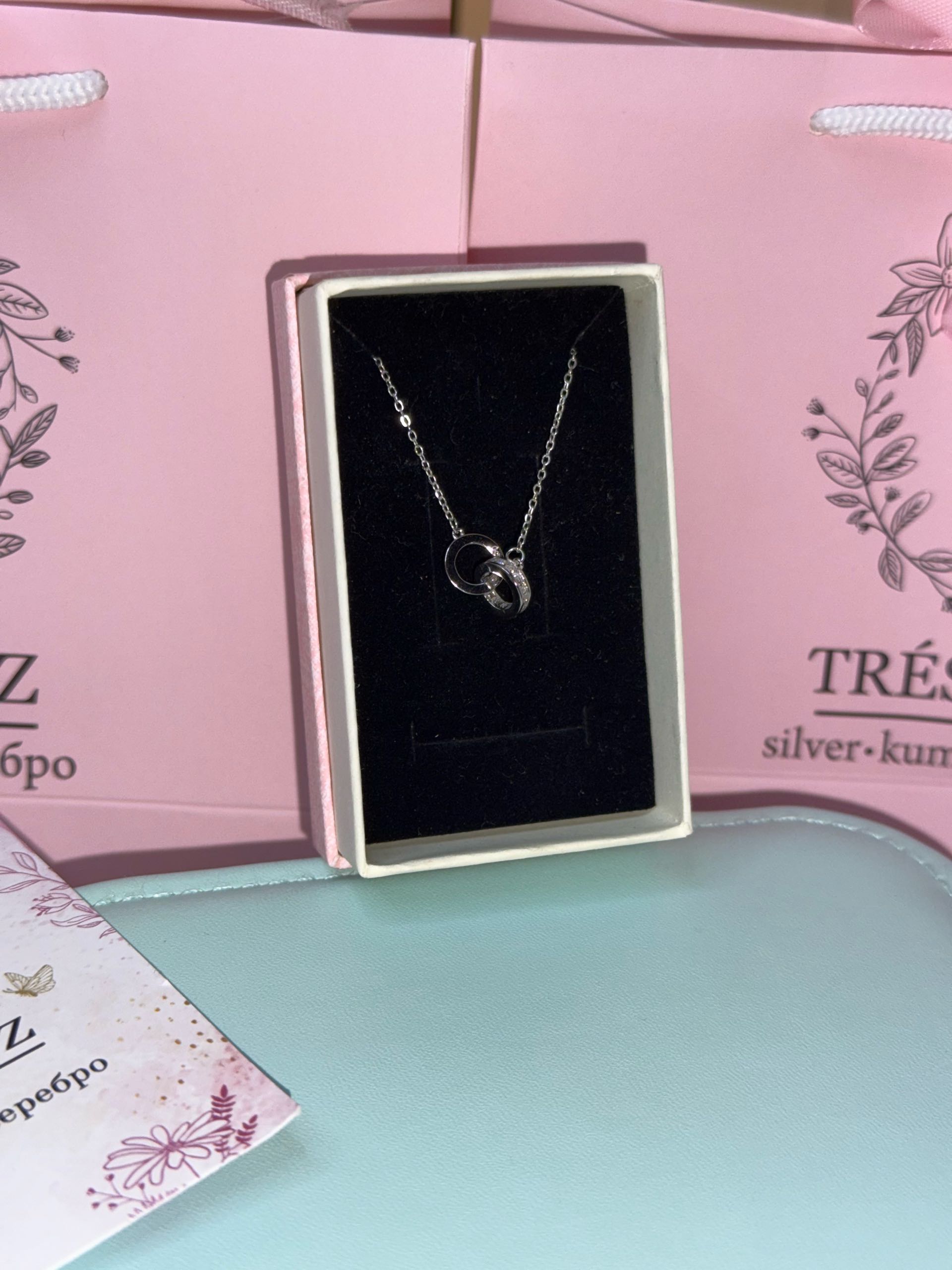 подвеска листочки