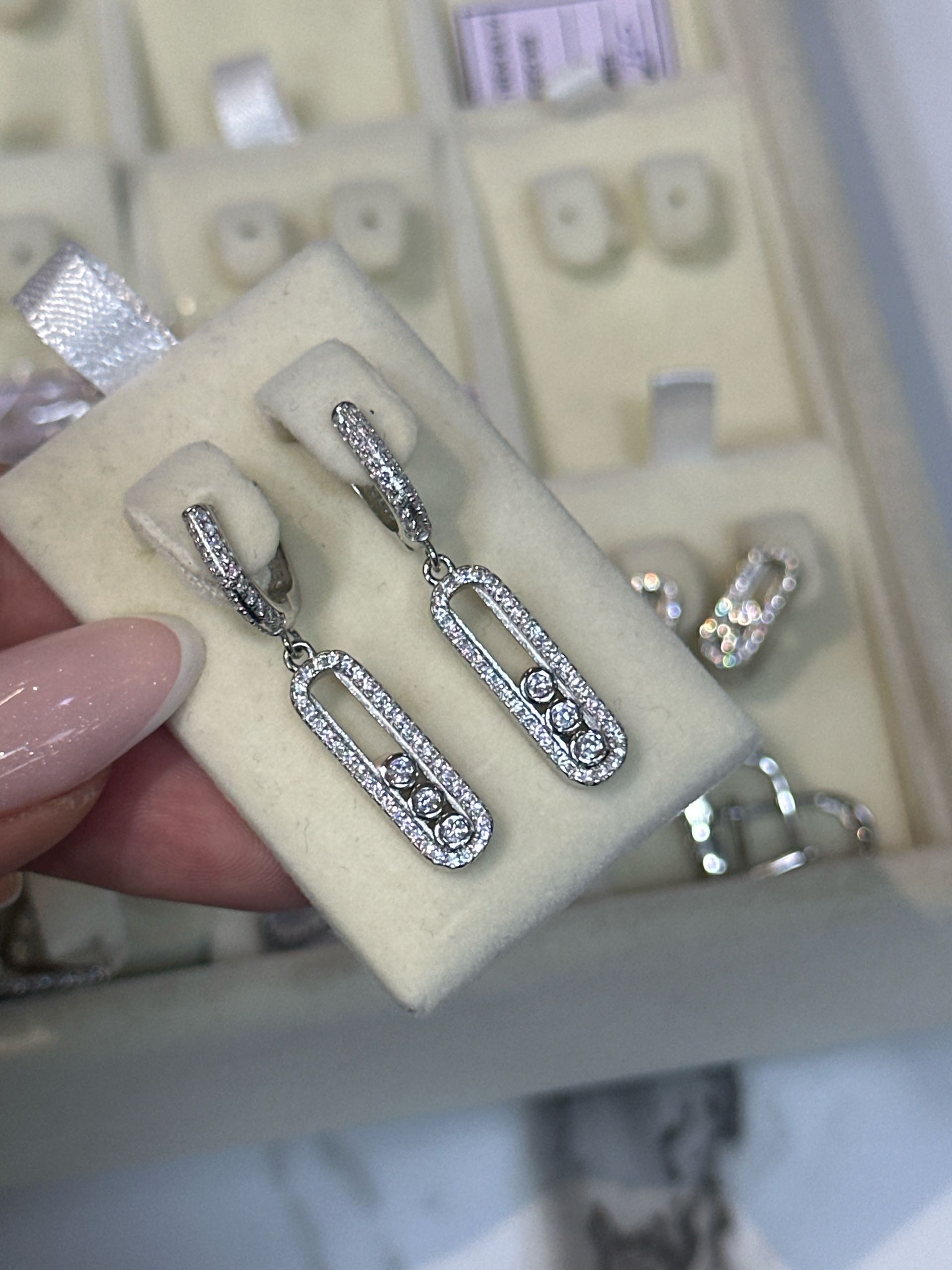 зире мессика тош юради