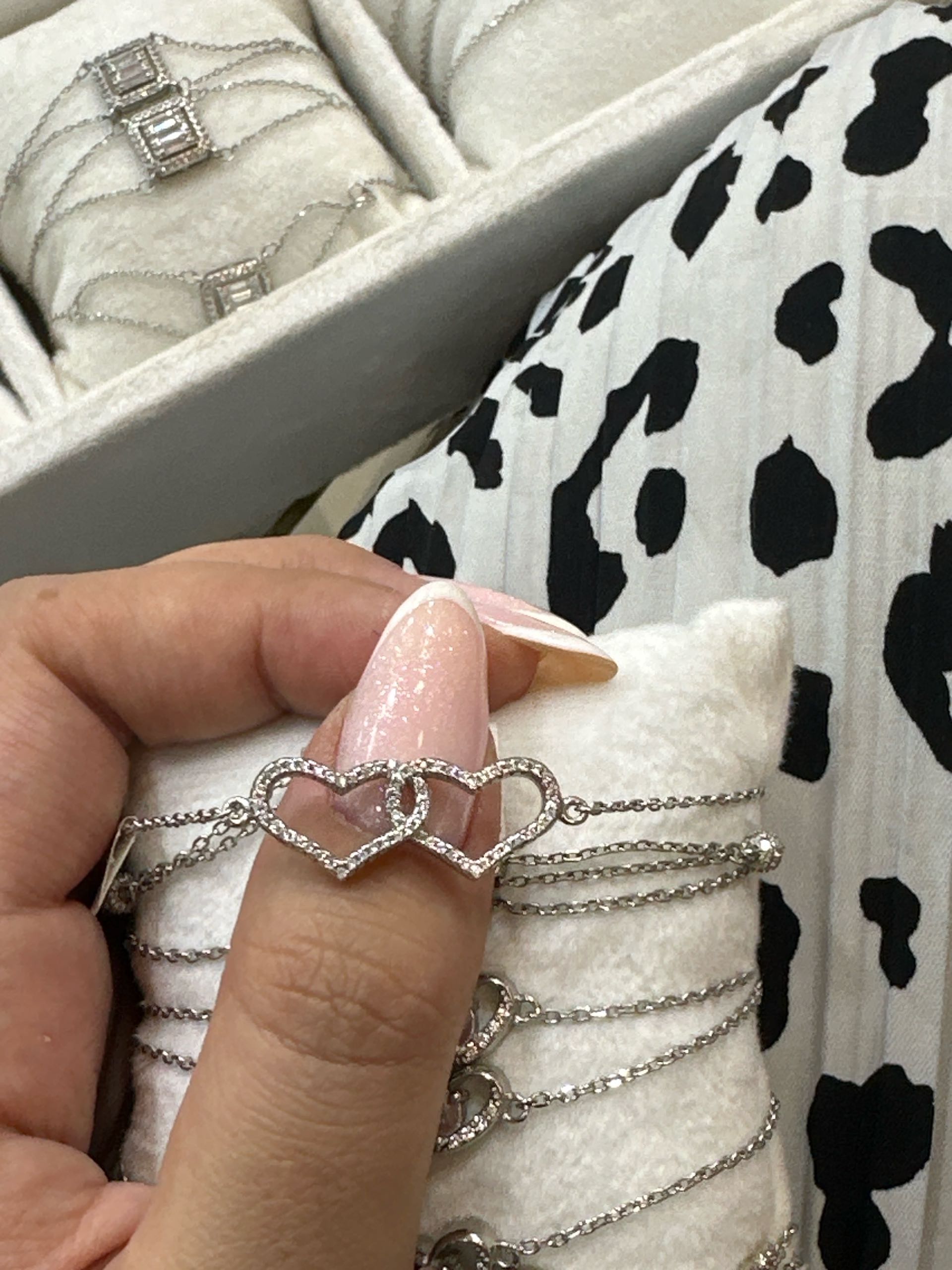 браслет сердечко